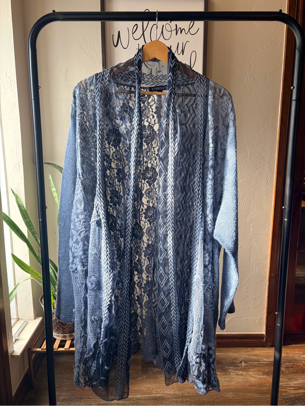 The Pyramid Collection Blue Lace & Knit Open Front Cardigan